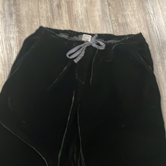 CP Shades Black Velvet Amal Straight Leg Pants medium - Picture 3 of 4